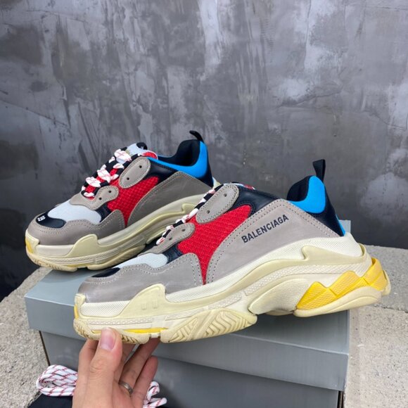 Balenciaga Triple S Women's Sneakers size 9 - Picture 3 of 8